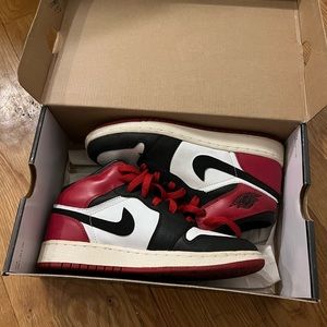 OG Jordan 1’s red/black/white kids size 4 / women’s 5.5